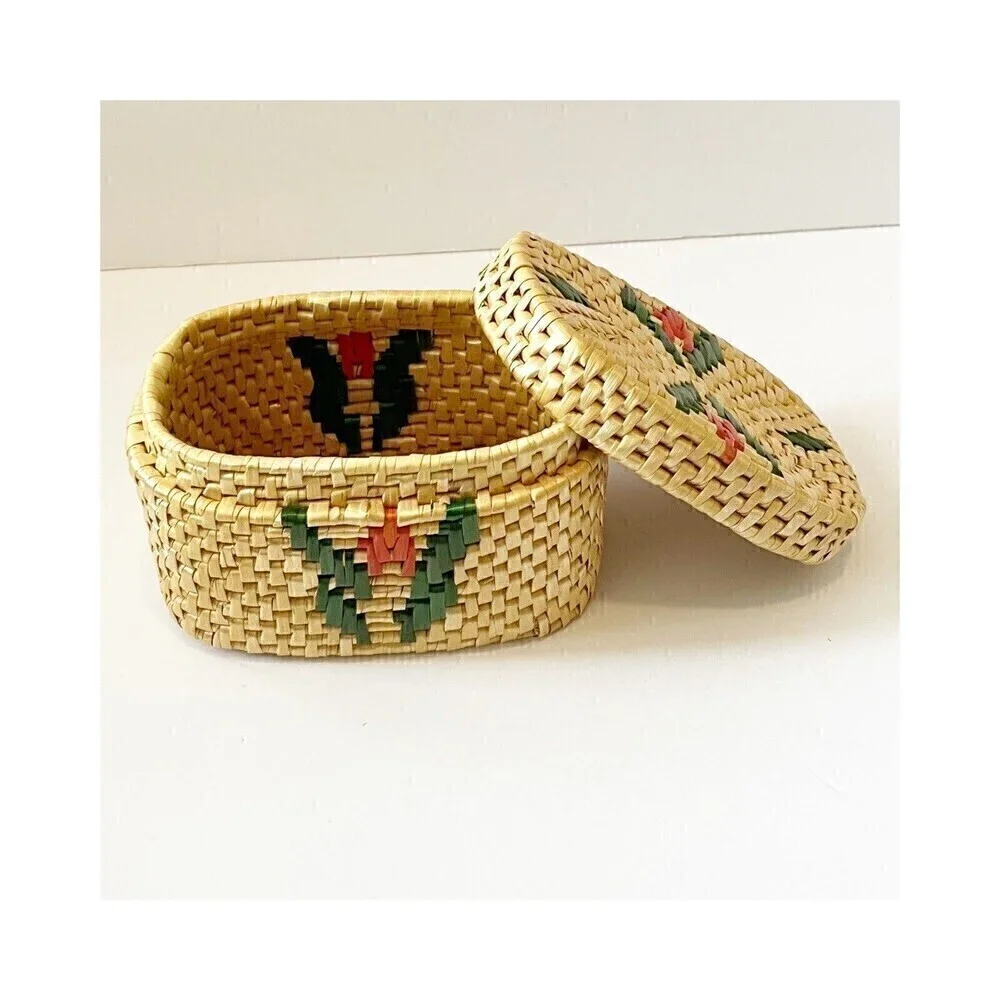 Sweetgrass? Woven Basket Lid Floral Xmas Oval Folk Art Southwest Small Trinket